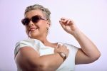 Model wearing Bese Saka chocolate and mauve polarized sunglasses